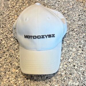 White Motoczysz American racing hat
